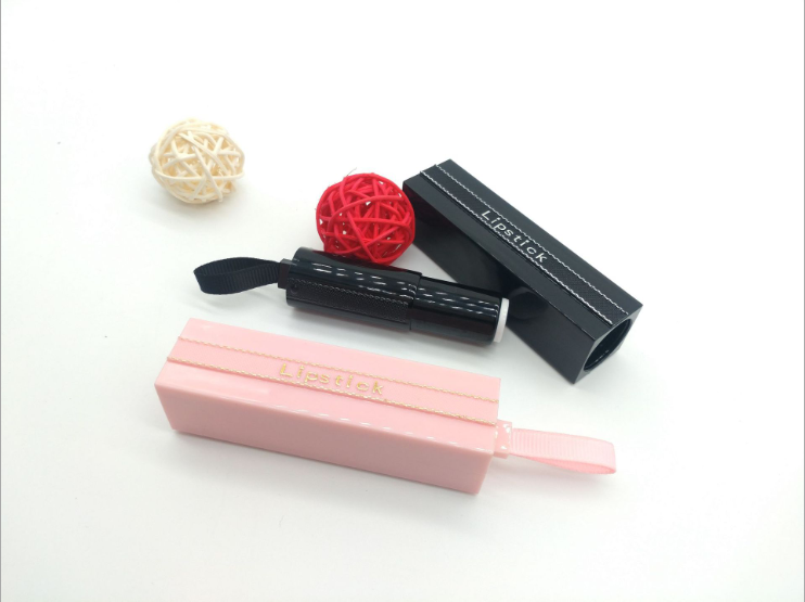 2 Vỏ son sáp vuông, bóng dây lipstick (nguyên liệu làm son handmade)