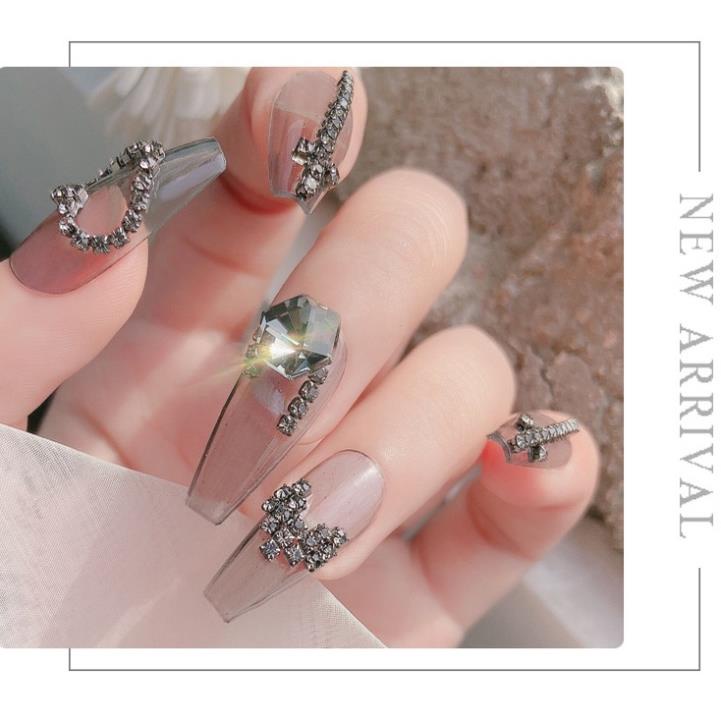 Đá khối nail trang trí móng size nhỏ
