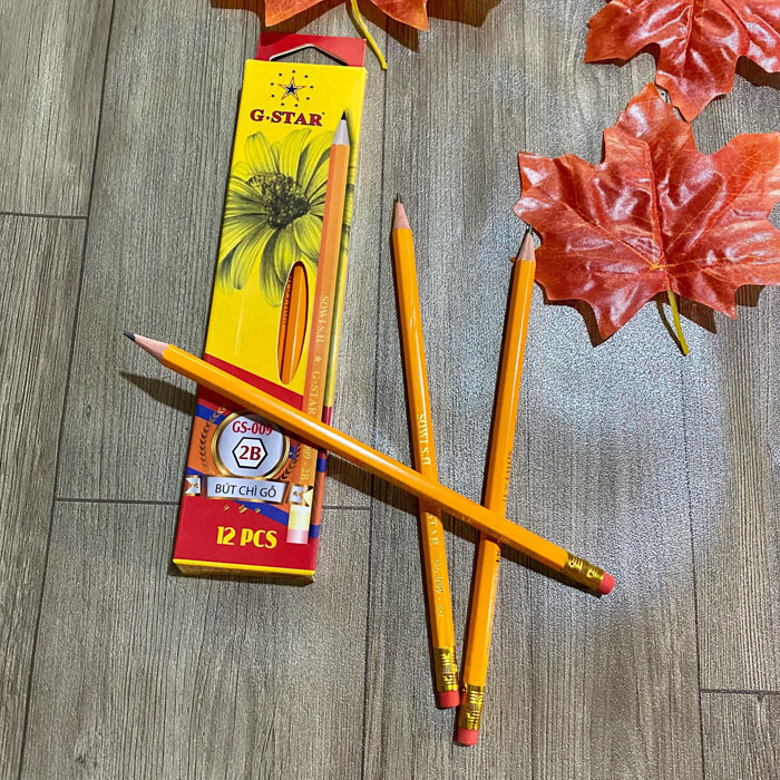 HỘP 12 BÚT CHÌ 2B THÂN VÀNG GSTAR