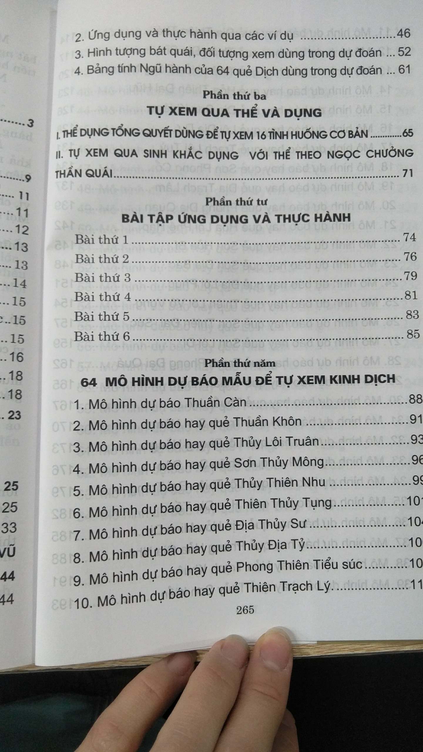 sách - tự xem kinh dịch