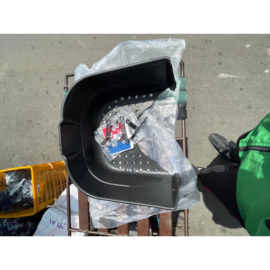 Rổ Appi giữa baga xe Exciter 135-2010.