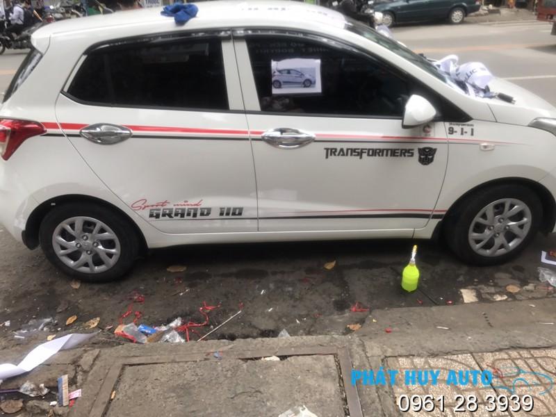 Tem dán sườn xe i10 hatback