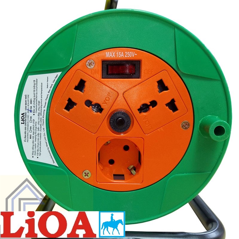 Ổ cắm kéo dài quay tay LiOA kiểu Rulo 20m 15A QN20-2-15A