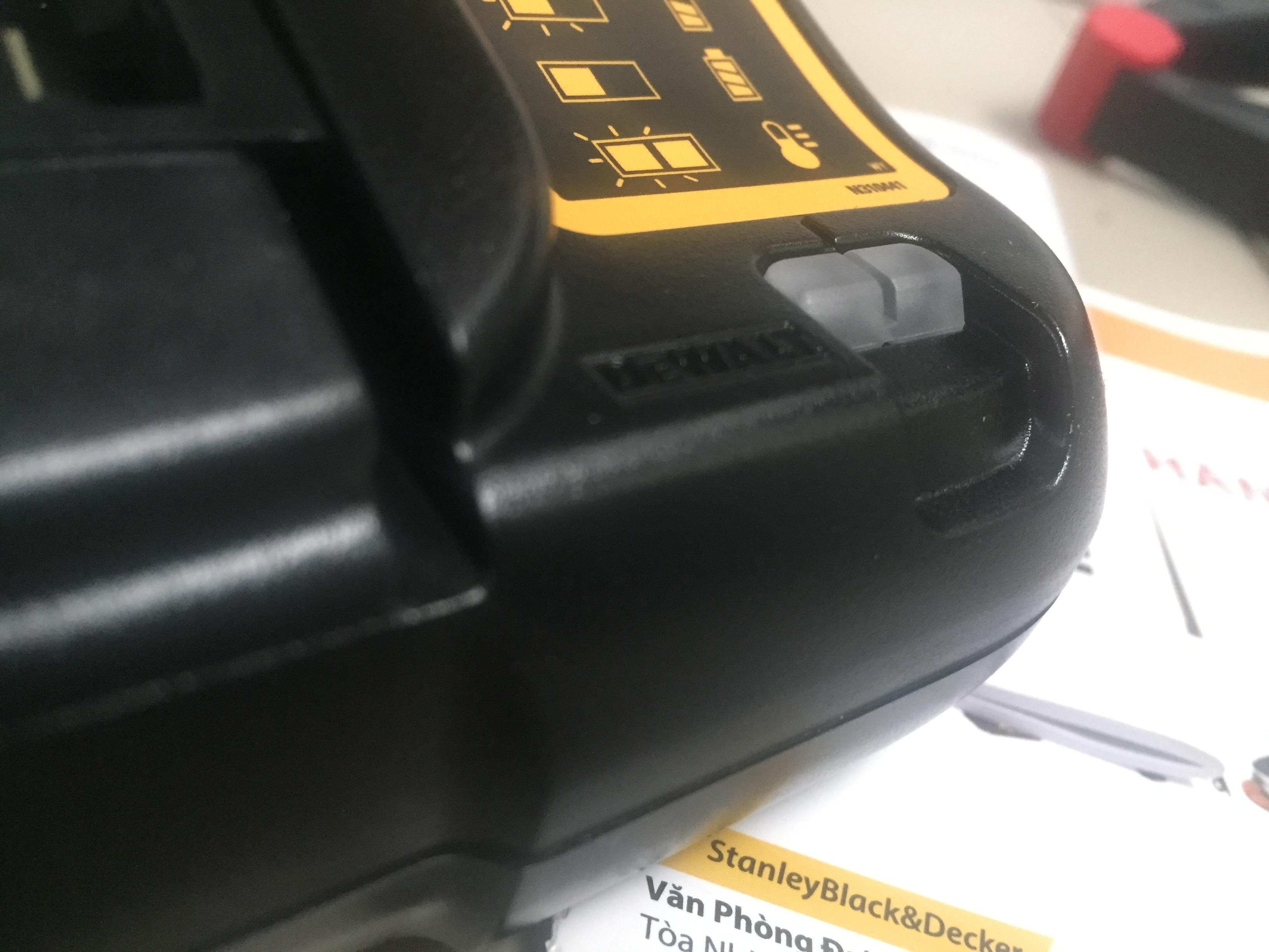 Sạc Pin Dewalt Từ 12V Đến 20V