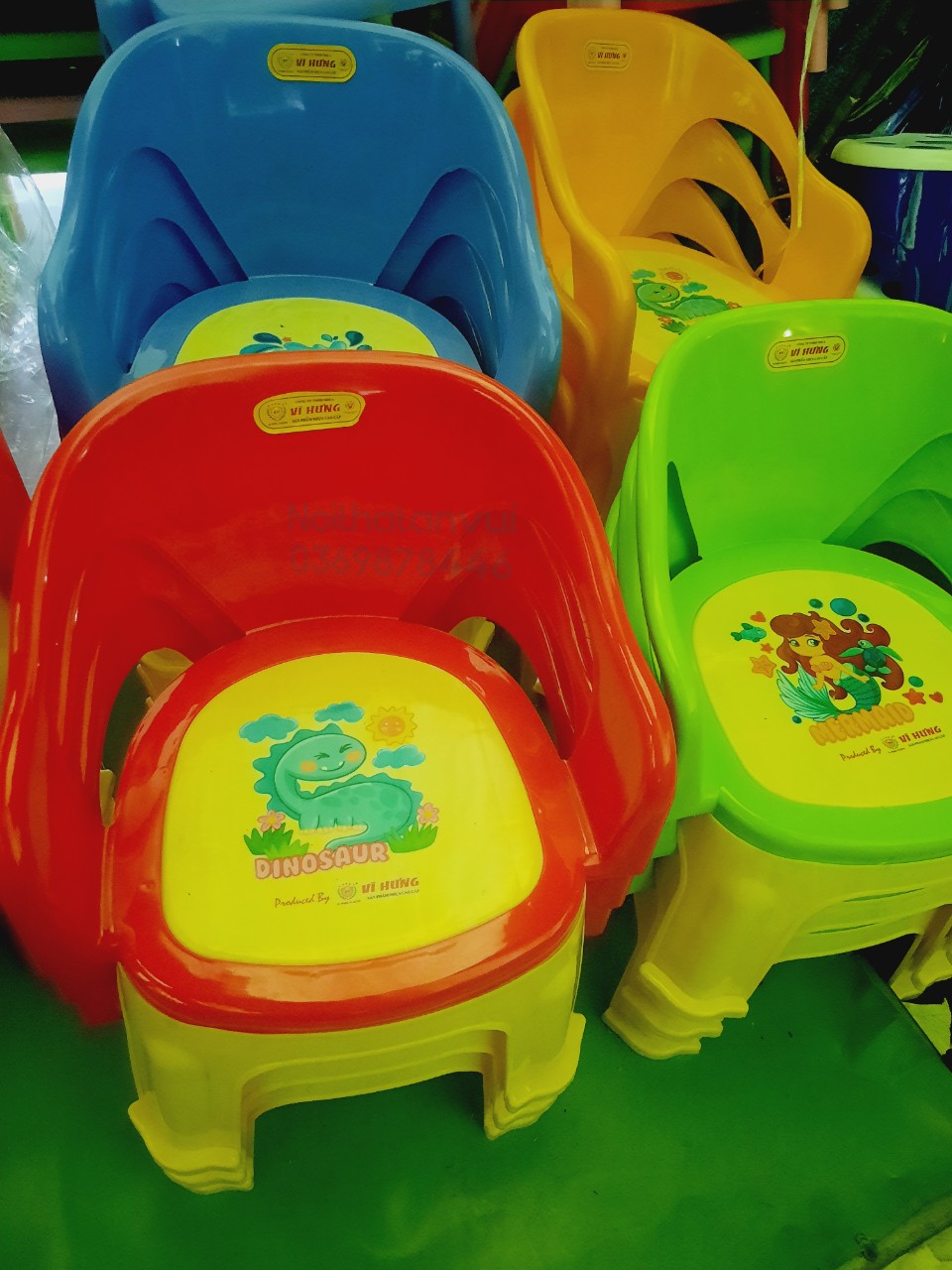 Ghế baby nhựa vĩ hưng