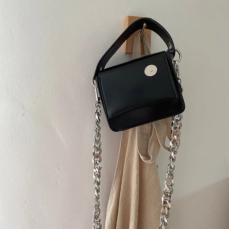 Túi mini dây xích to style ullzang