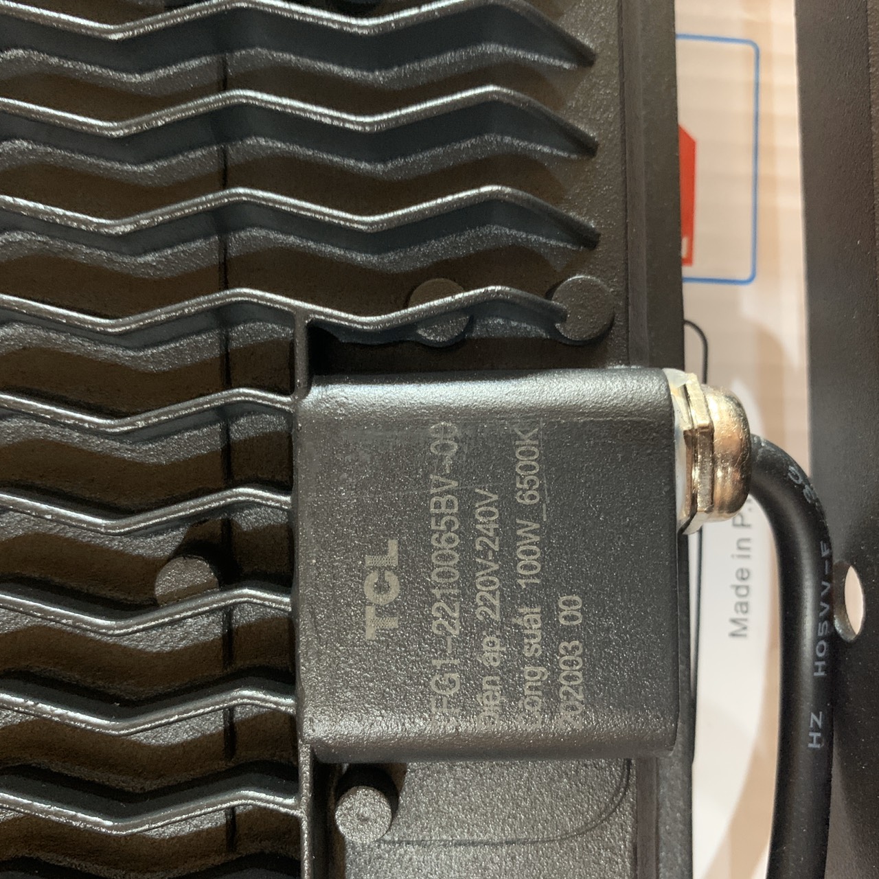 Đèn LED pha 100W chính hãng TCL