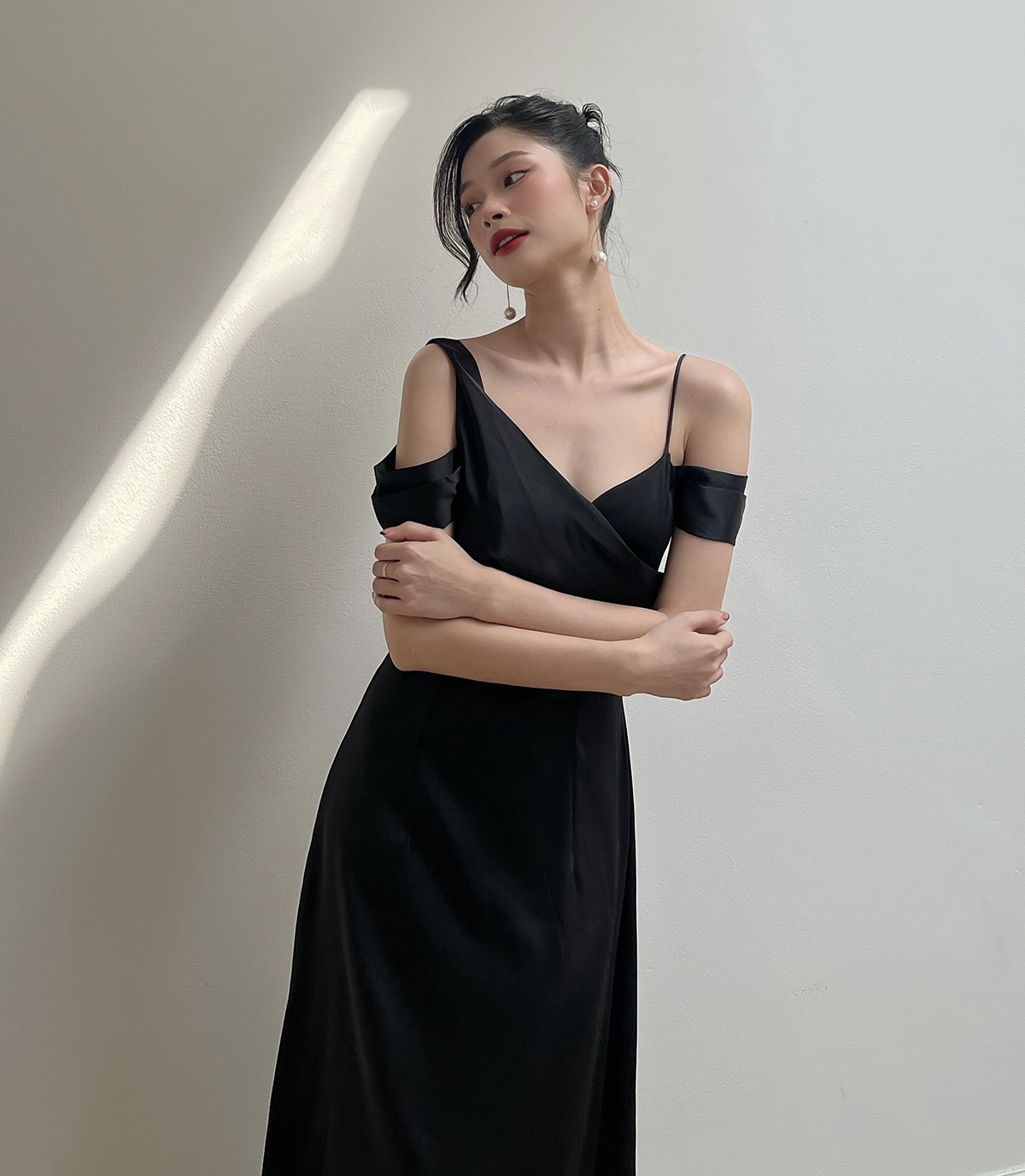 Đầm Lụa Xòe Lệch Vai Dự Tiệc Sang Trọng BBSTORE'S -D1293