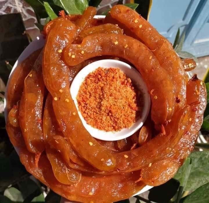 Me trái rim đường lắc muối ớt 100g dùng thử