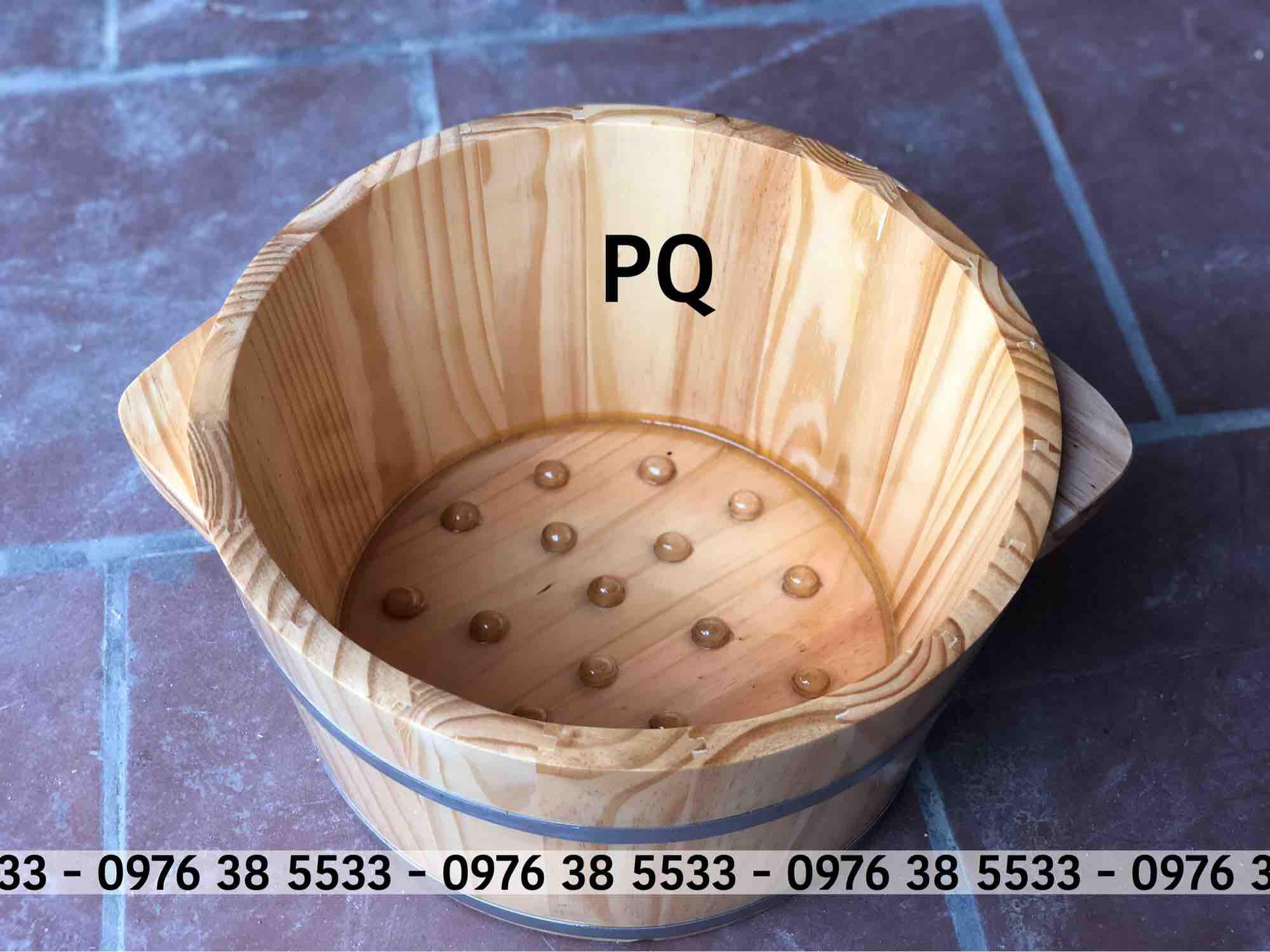Chậu gỗ ngâm chân có hạt massa
