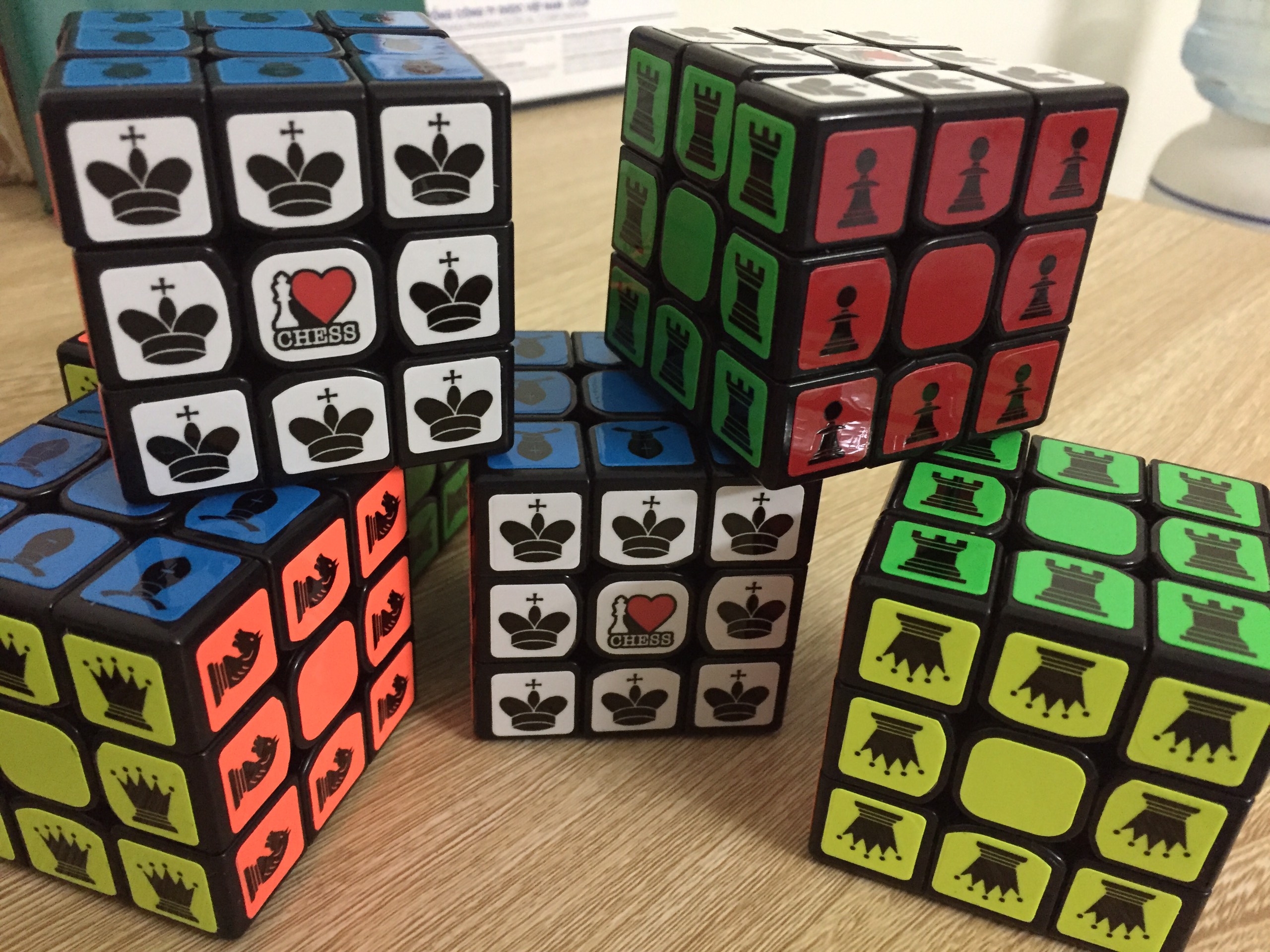 Rubik cờ vua tuyệt hảo 3x3