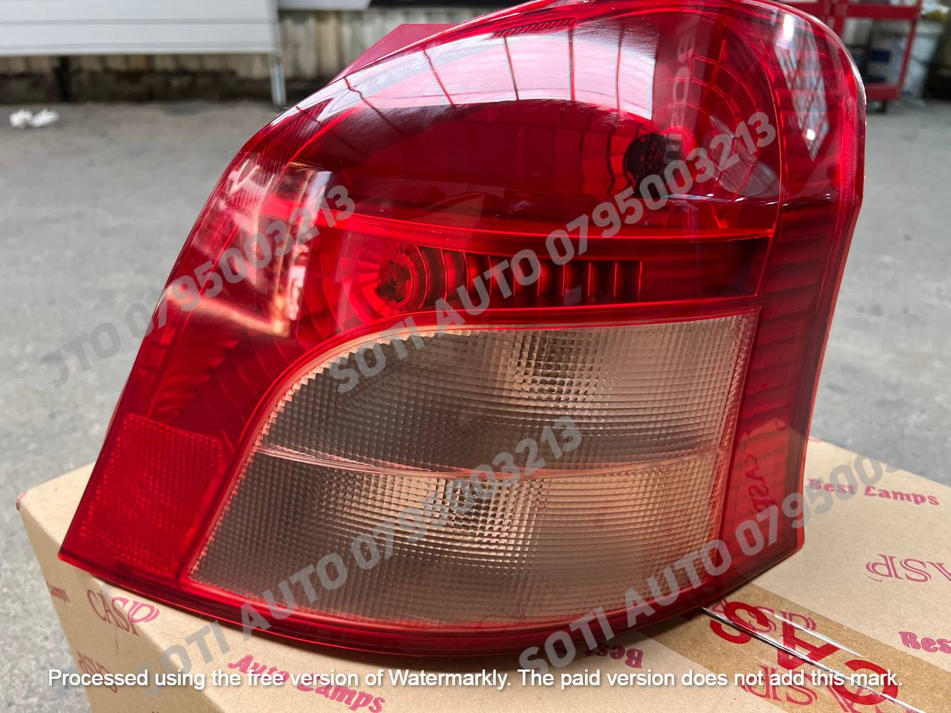Đèn hậu Toyota Yaris(08-11)