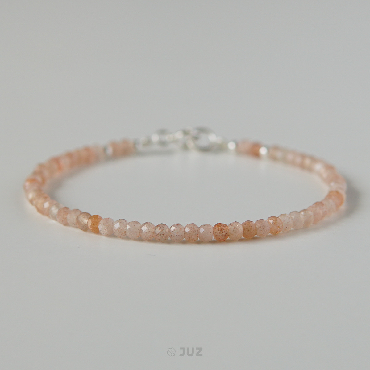 Vòng tay Peach moonstone 3x2mm