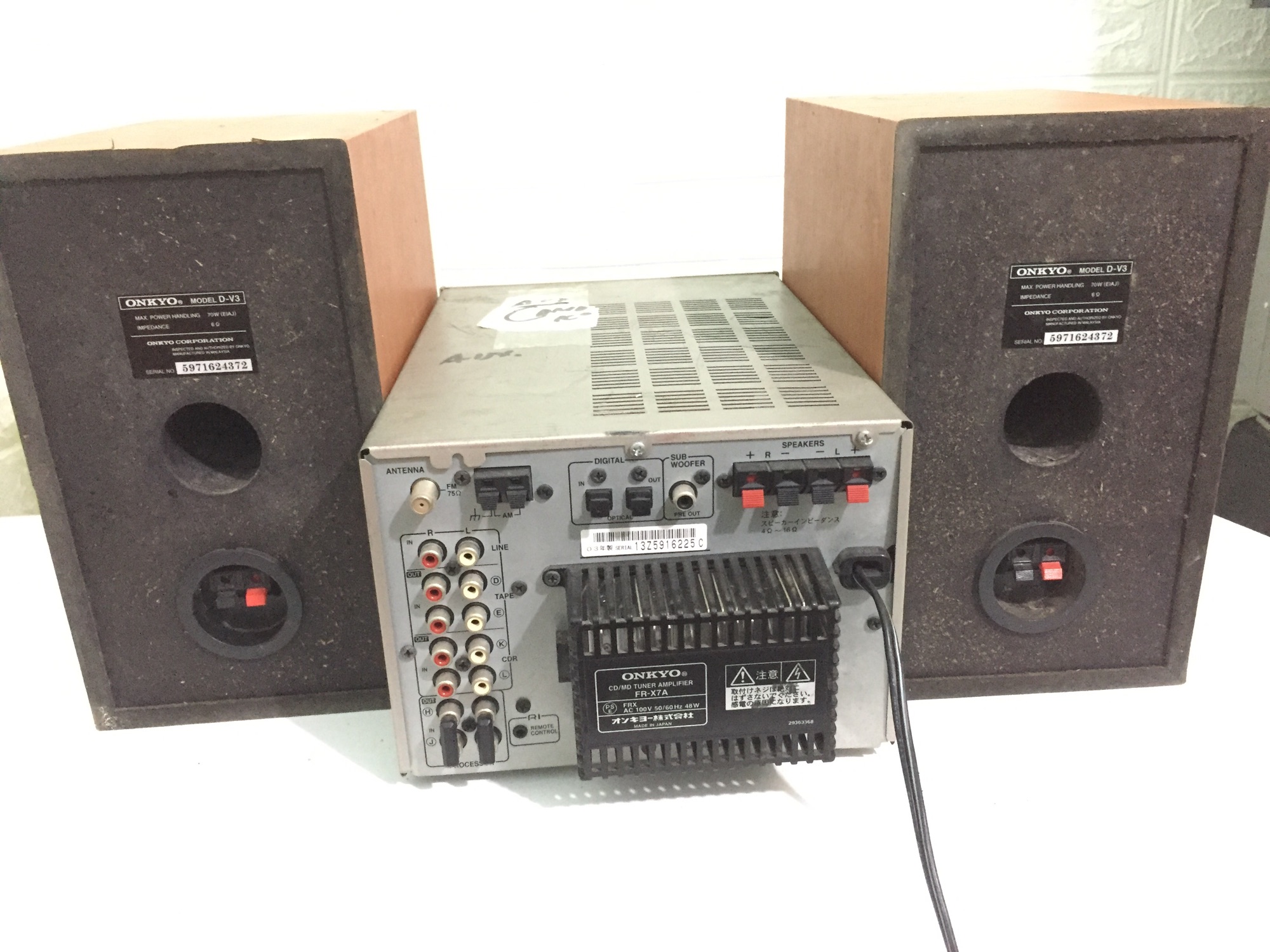 Dàn Onkyo X7A có giải mã optical