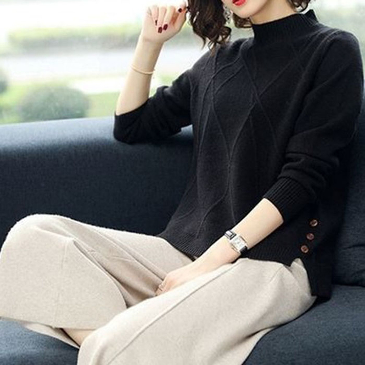 Áo len nữ slinen, cổ 3 phân phối khuy trẻ trung