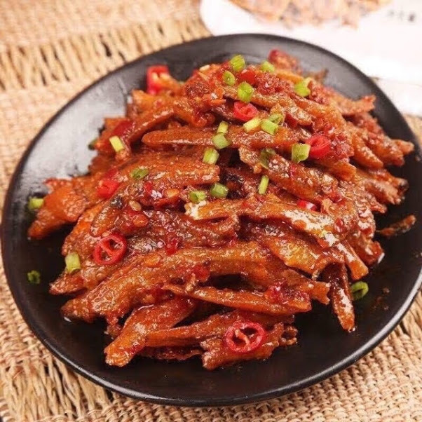 (LOẠI NGON NHẤT)1 hộp 20 gói cá cơm cay siêu ngon