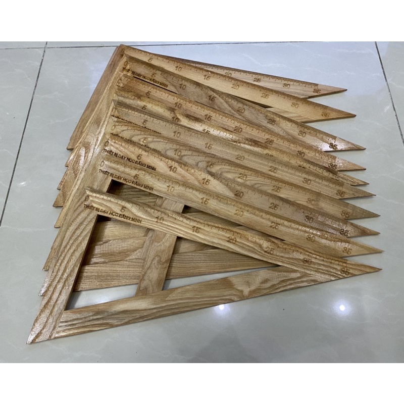 Thước Eke dành cho giáo viên ( gỗ sồi )