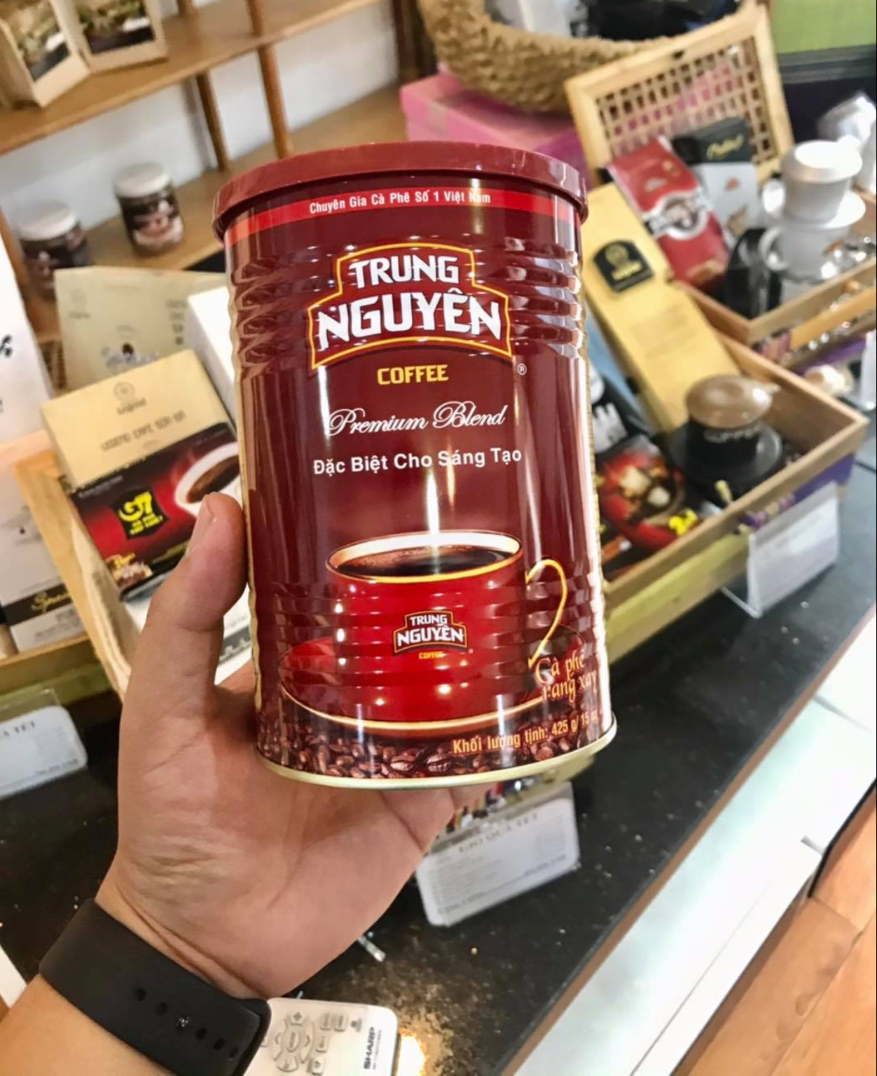 Thùng 10 lon Cà Phê Trung Nguyên Cà phê Lon lớn Premium Blend - 425gr