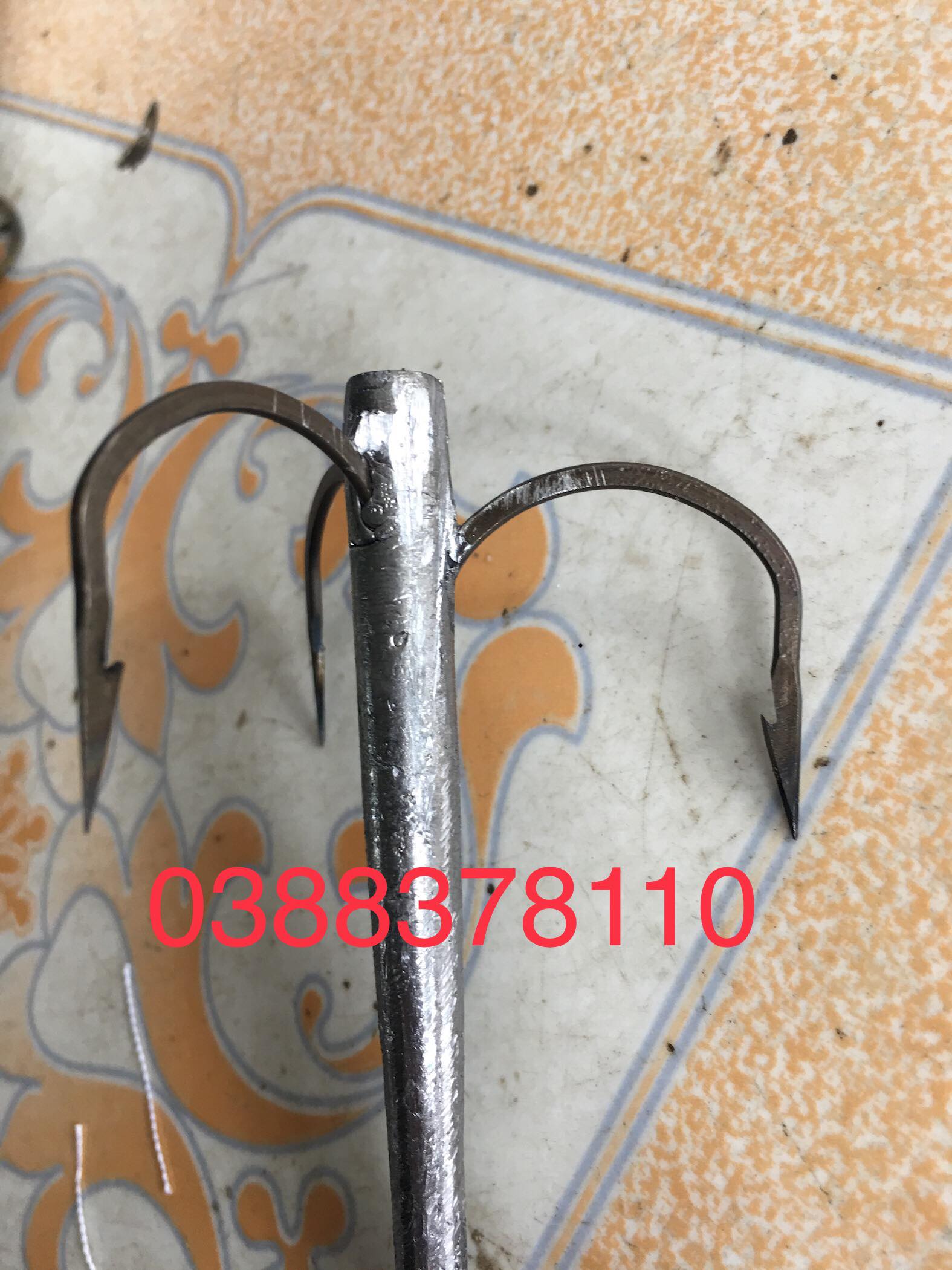 Lưỡi 3 Tiêu Giật