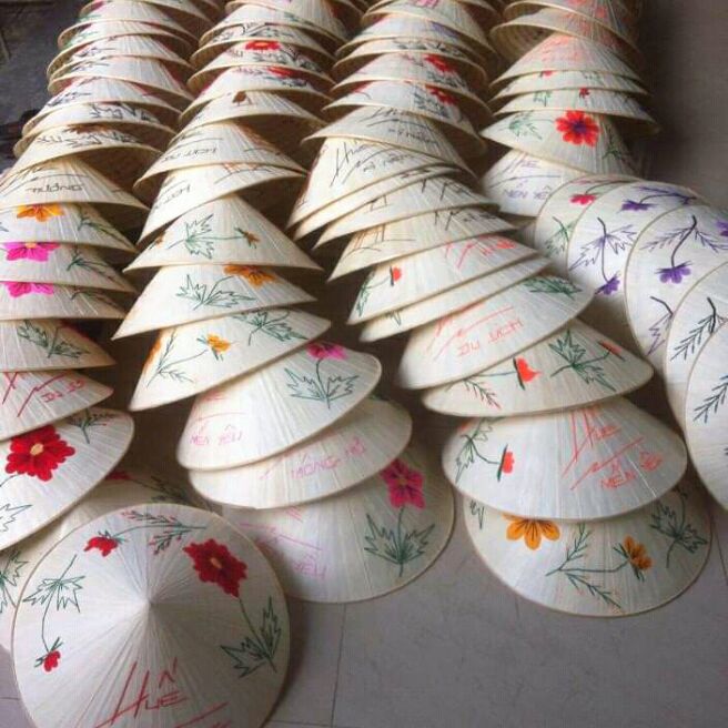 Nón lá thêu hoa nhỏ 0978945425