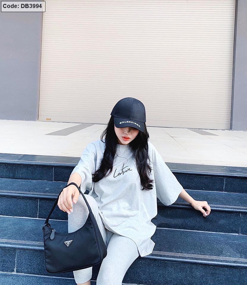 BỘ THỂ THAO NỮ QUẦN LEGGING TẠO DÁNG NÂNG MÔNG