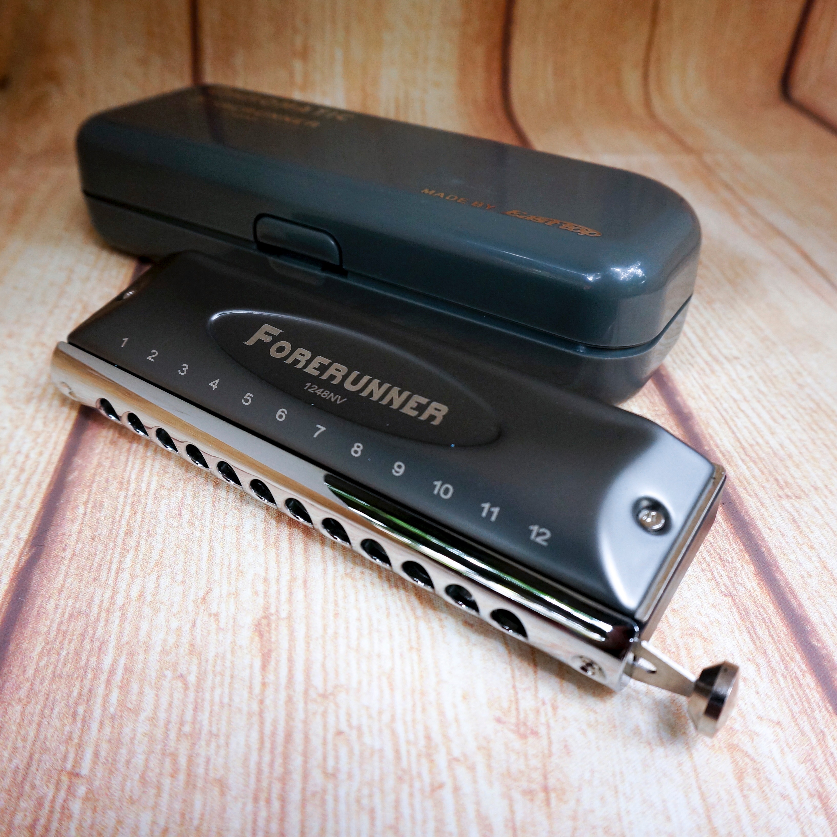 Kèn Chromatic 12 lỗ Easttop Forerunner T12-48NV (không windsaver)