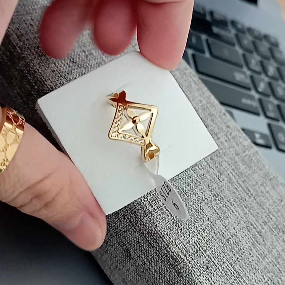 NHẪN TITAN MẠ VÀNG TƯƠI