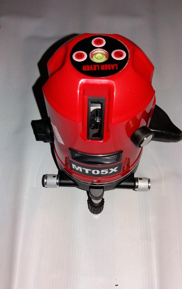 conbo máy cân mực laser 5 tia và chân máy