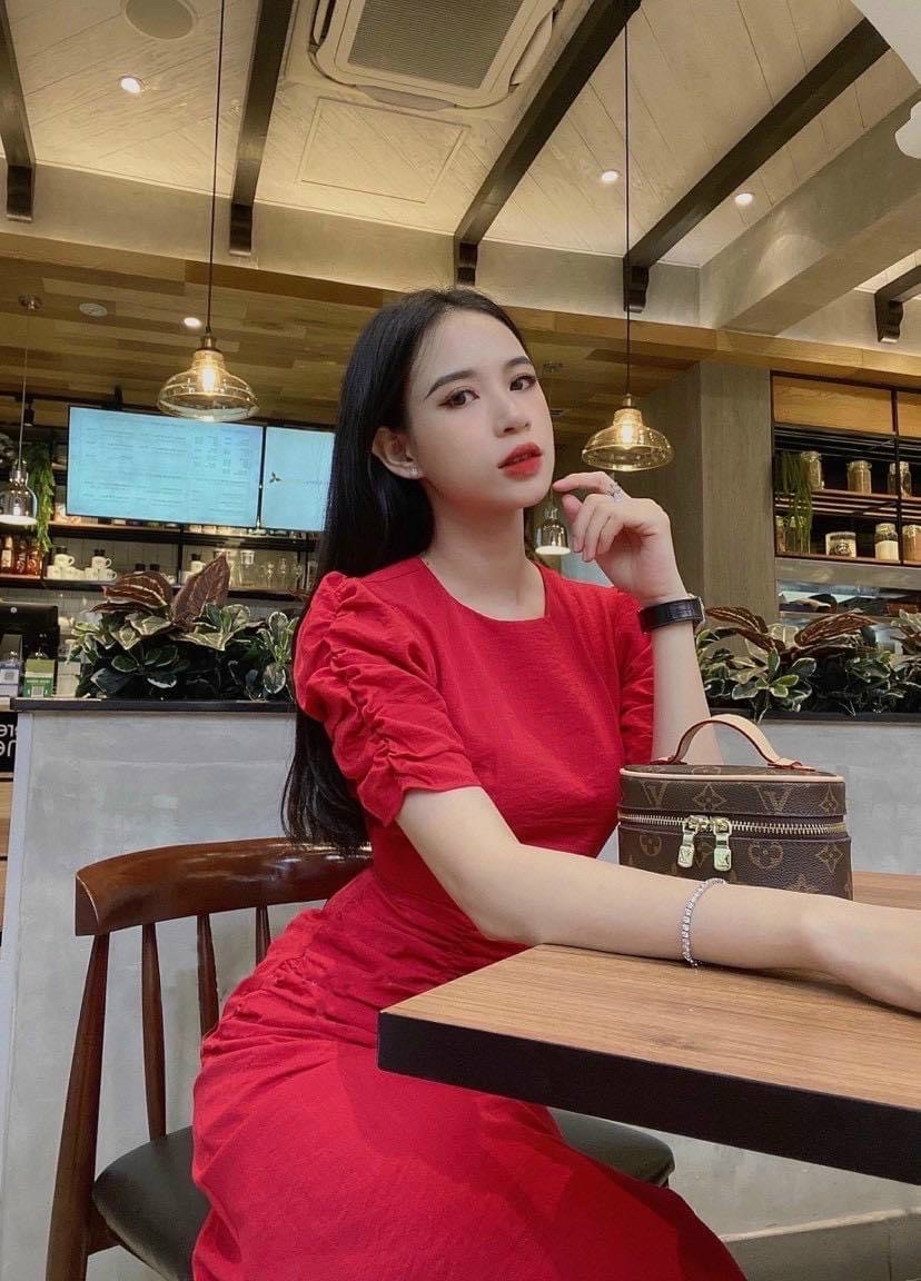 Đầm cổ tròn tùng nhúng 3 màu