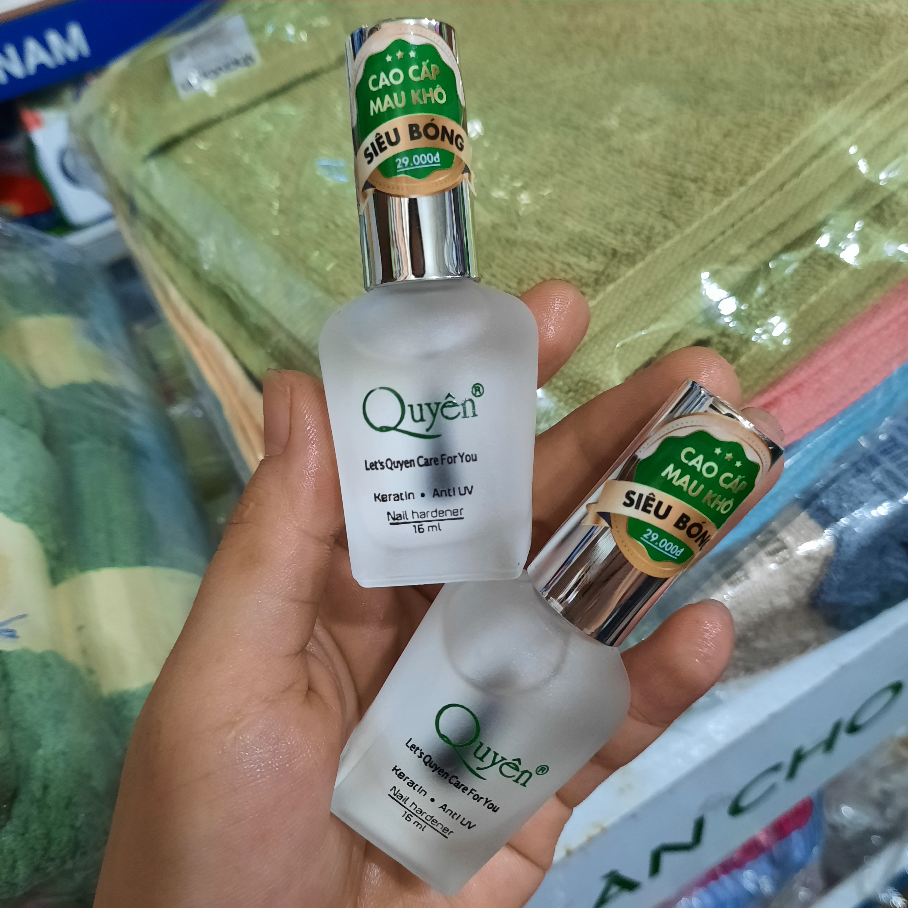 1 Chai Sơn bóng cao cấp siêu nhanh khô Quyên 16ml