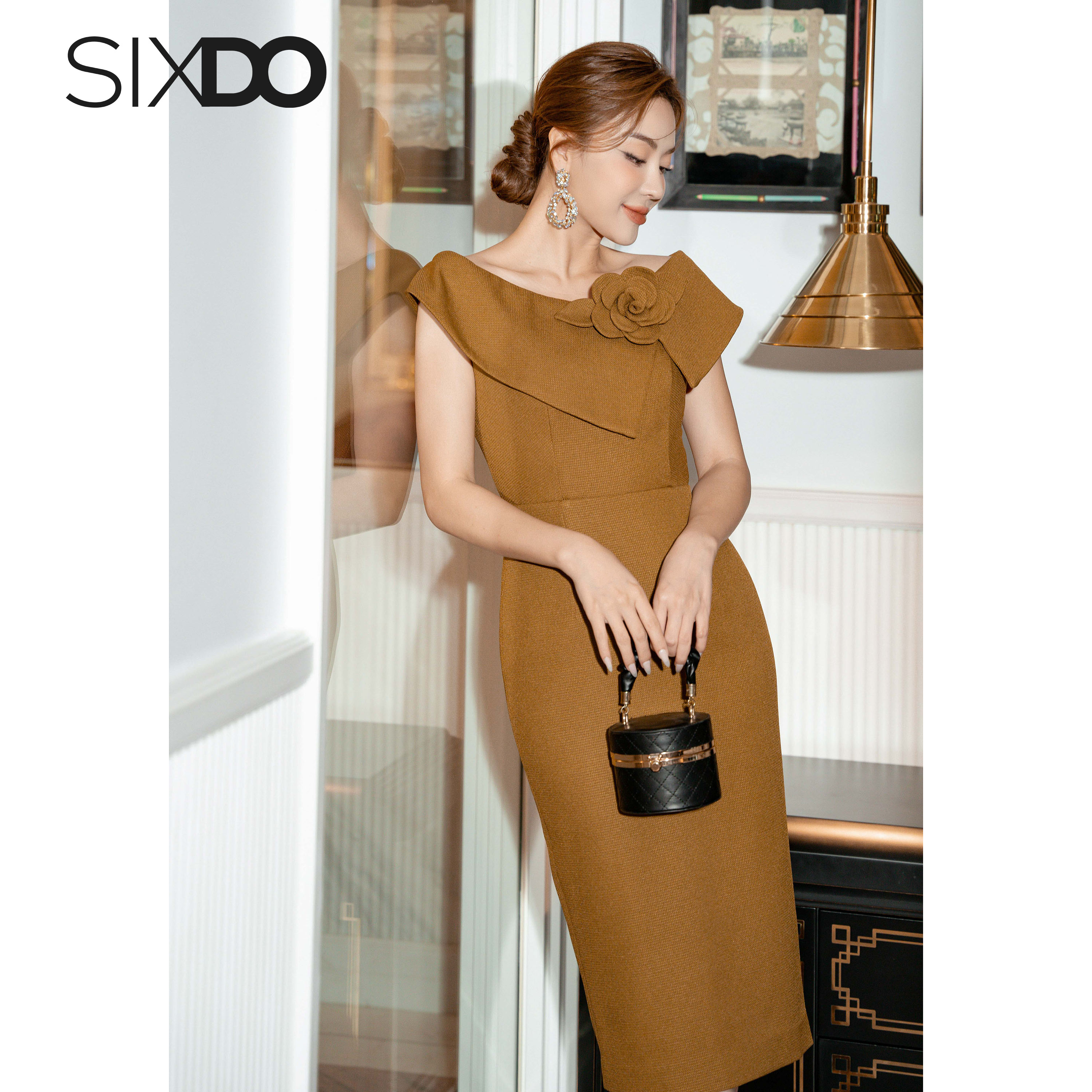 Đầm thô dáng bút chì cổ bẻ SIXDO (Dark Cinnamon Rolled Collars Midi Raw Dress)