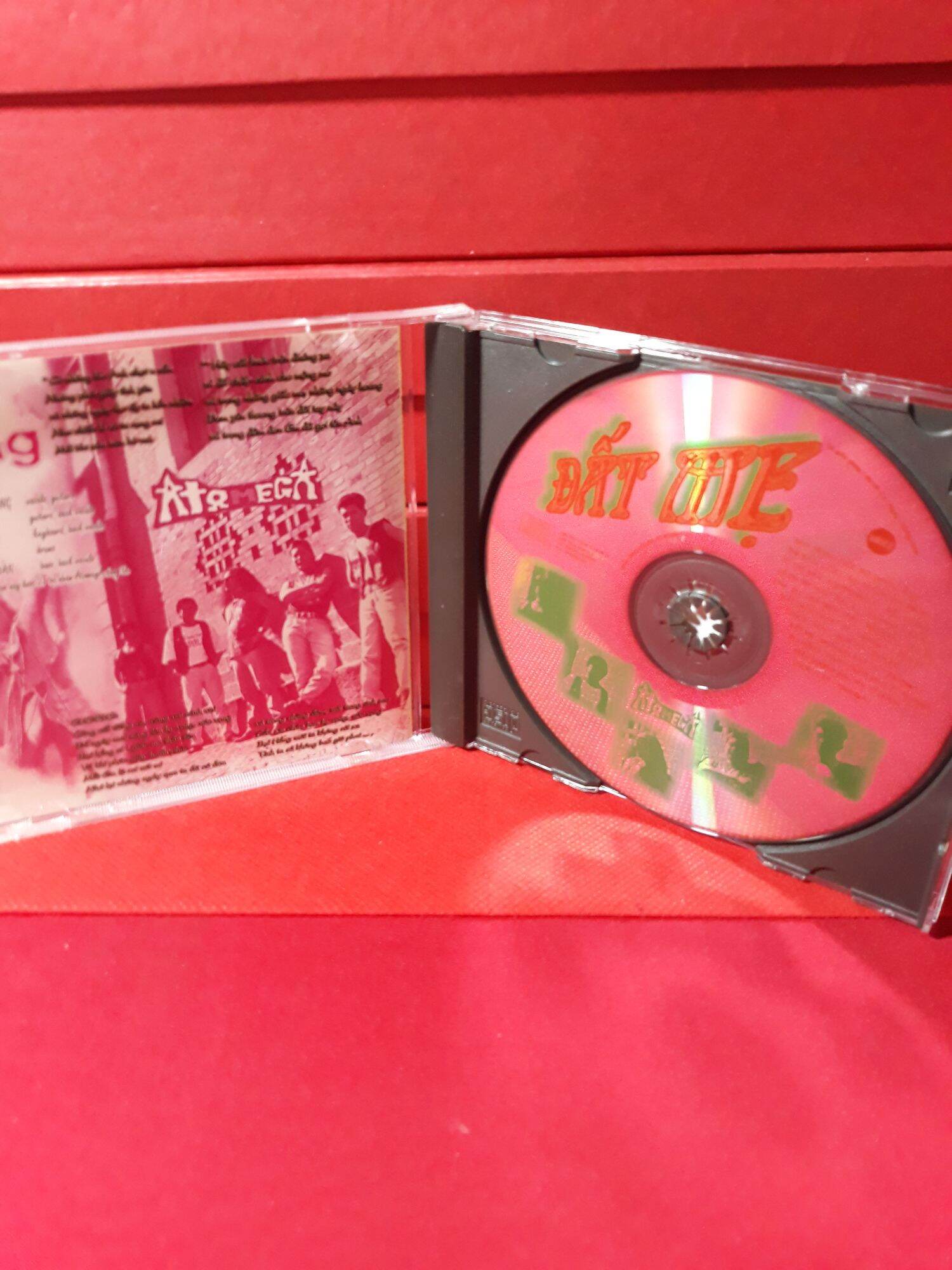 CD ROCK ĐẤT MẸ. CD GỐC CHÍNH HÃNG, MỚI 100%