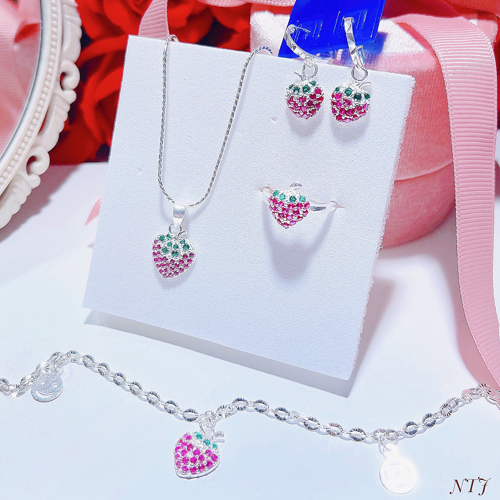 BỘ TRANG SỨC DÂU TÂY BẠC TA CHO BÉ GÁI GỐM 4 MÓN / Shop bạc BiBi cam kết bạc chuẩn, chất lượng kèm bảo hành
