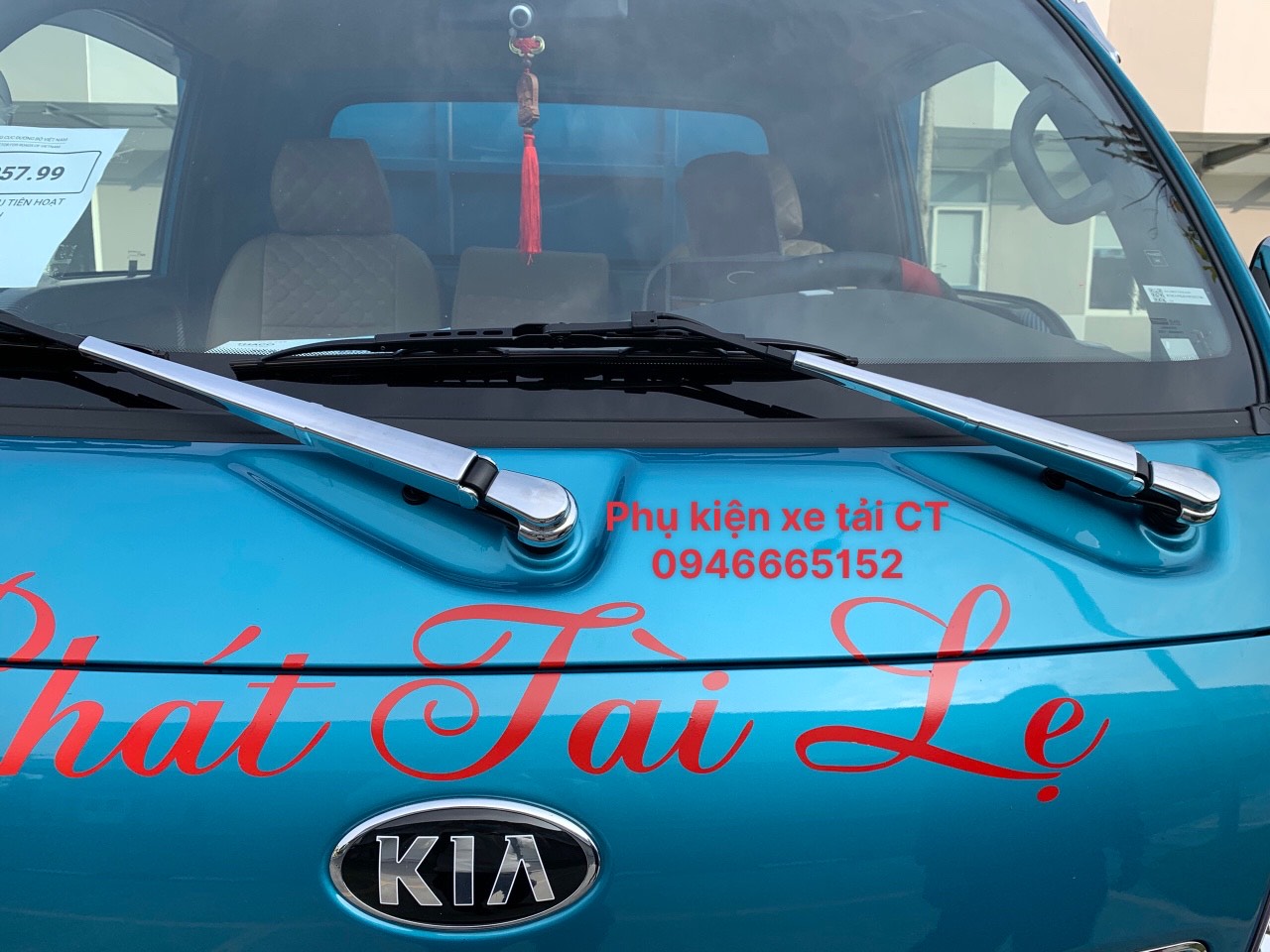 Ốp cần gạt mưa xe tải KIA K250,K200,Bongo III