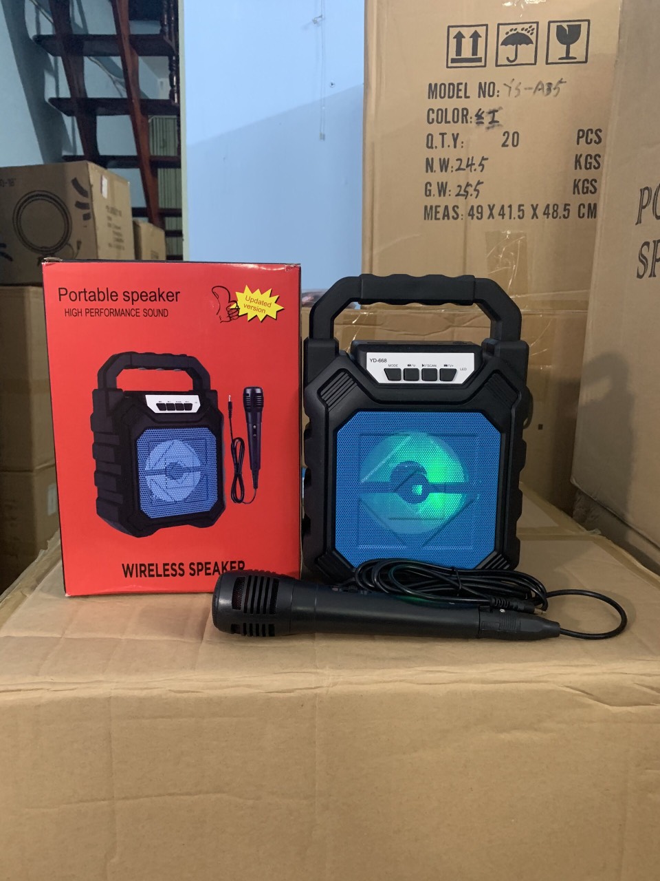 Loa bluetooth xách tay YD-668 Tặng Kèm Mic