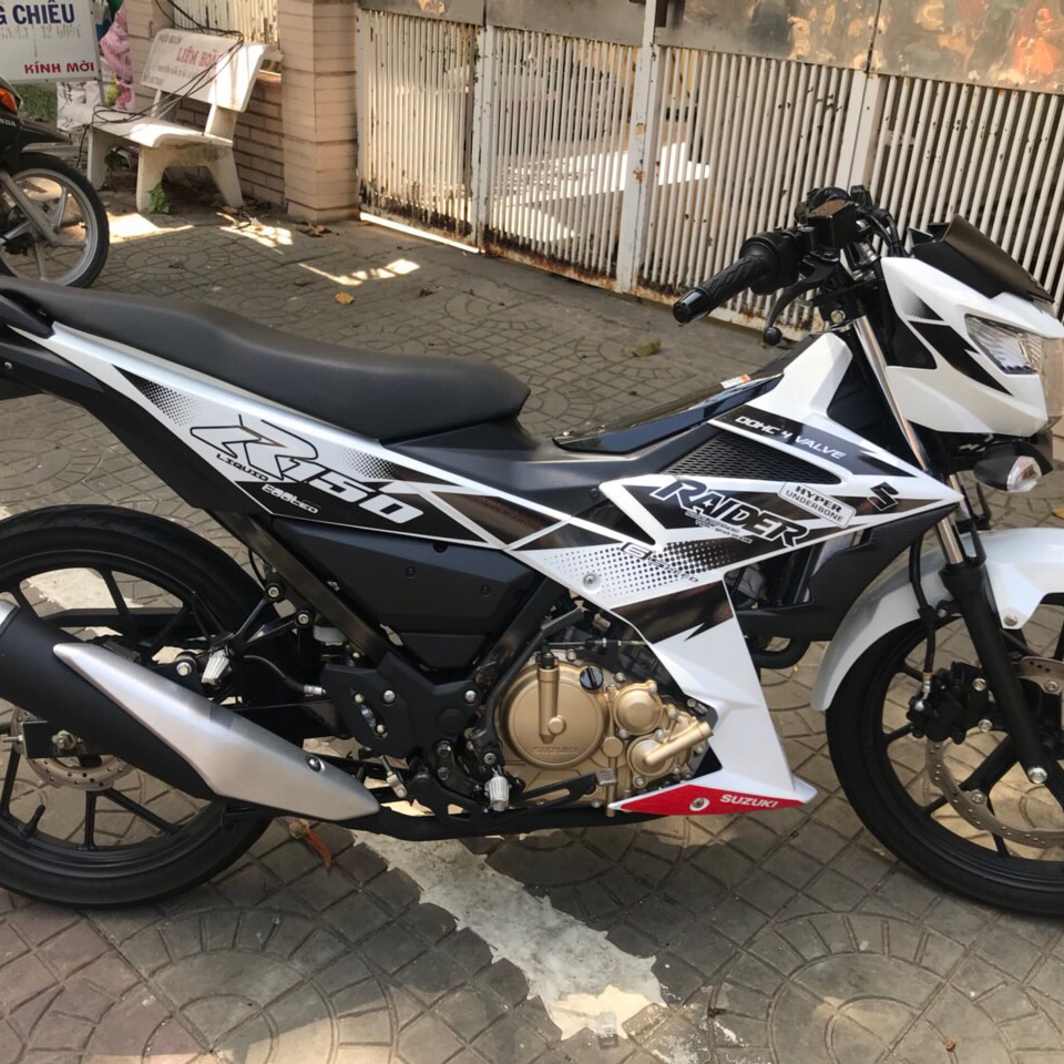 Tem rời dán xe Raider Fi dán xe trắng