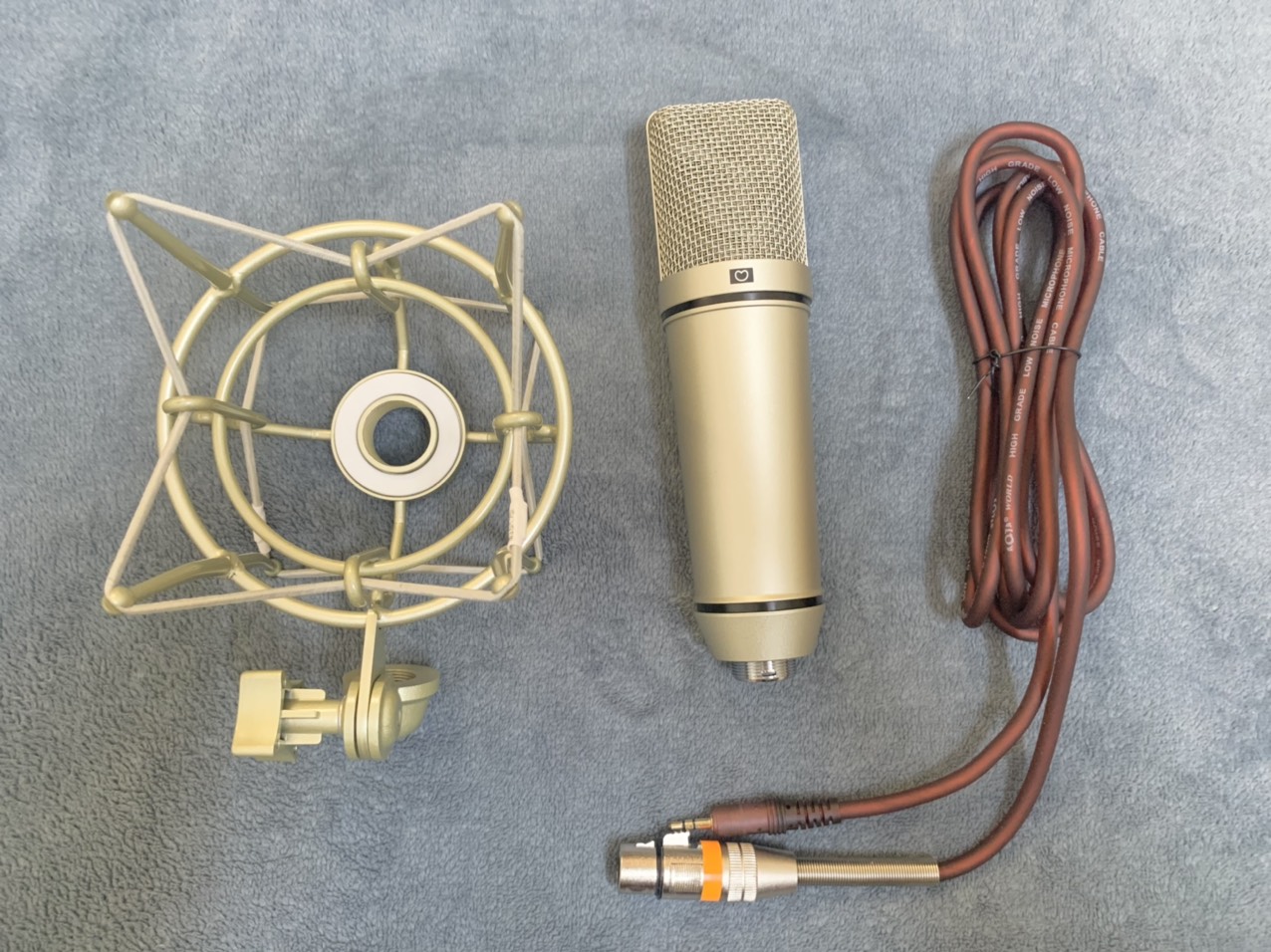 Micro AQTA U87 thu âm livestream chuyên nghiệp