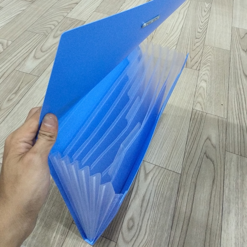Cặp đựng tài liệu 7 ngăn Deli 5554