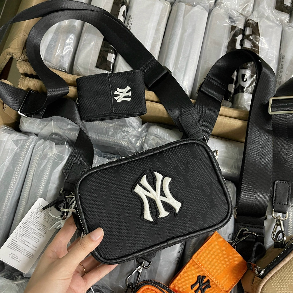  Túi MLB Monogram Nylon Jacquard Mini Crossbody Bag