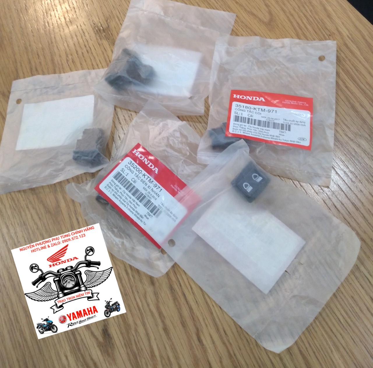 [HCM]Bộ 5 Nút Công Tắc cho xe FUTURE 1 Zin chính hãng-HONDA