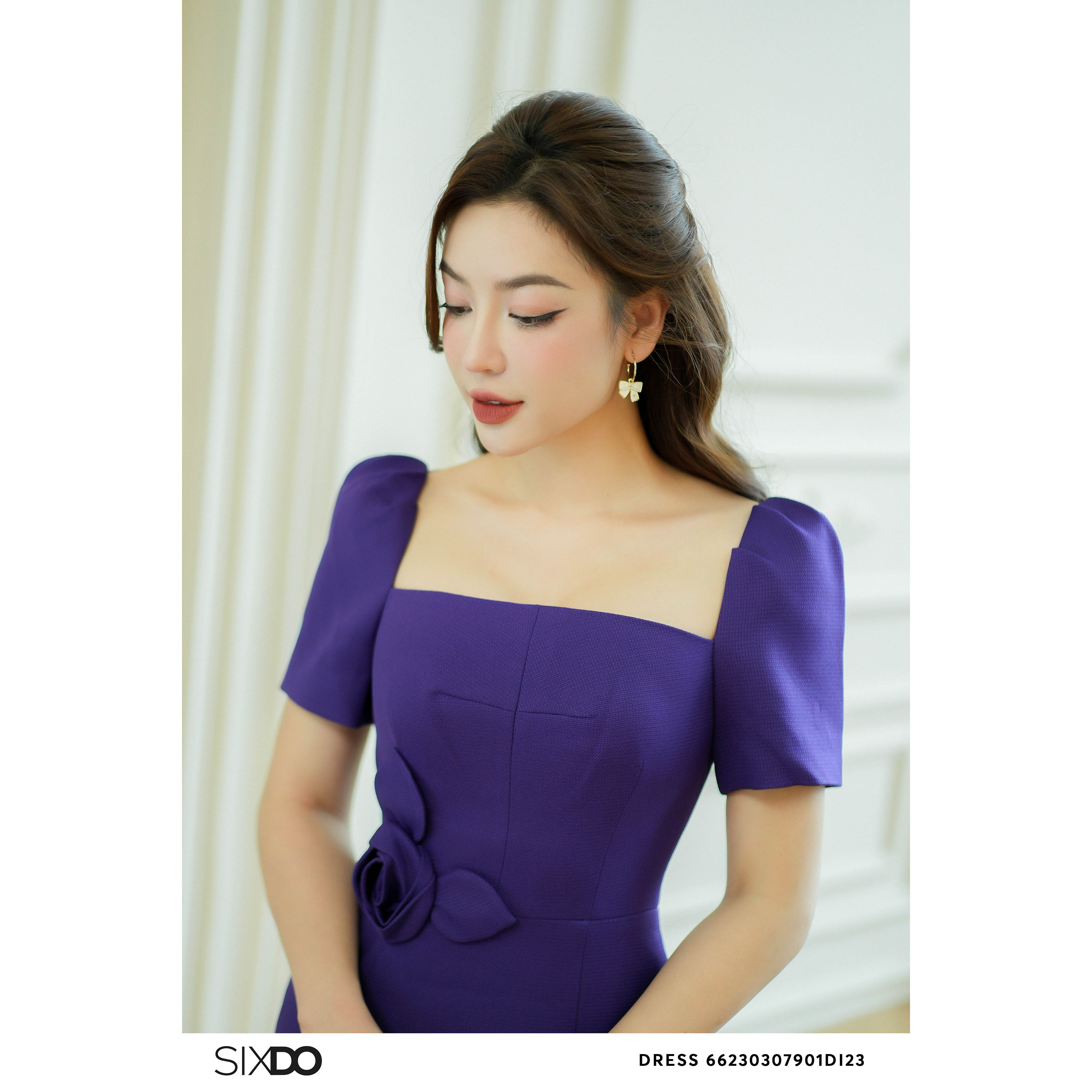 Đầm tím đậm cổ vuông phối hoa SIXDO (Dark Purple Square Neck Midi Raw Dress)