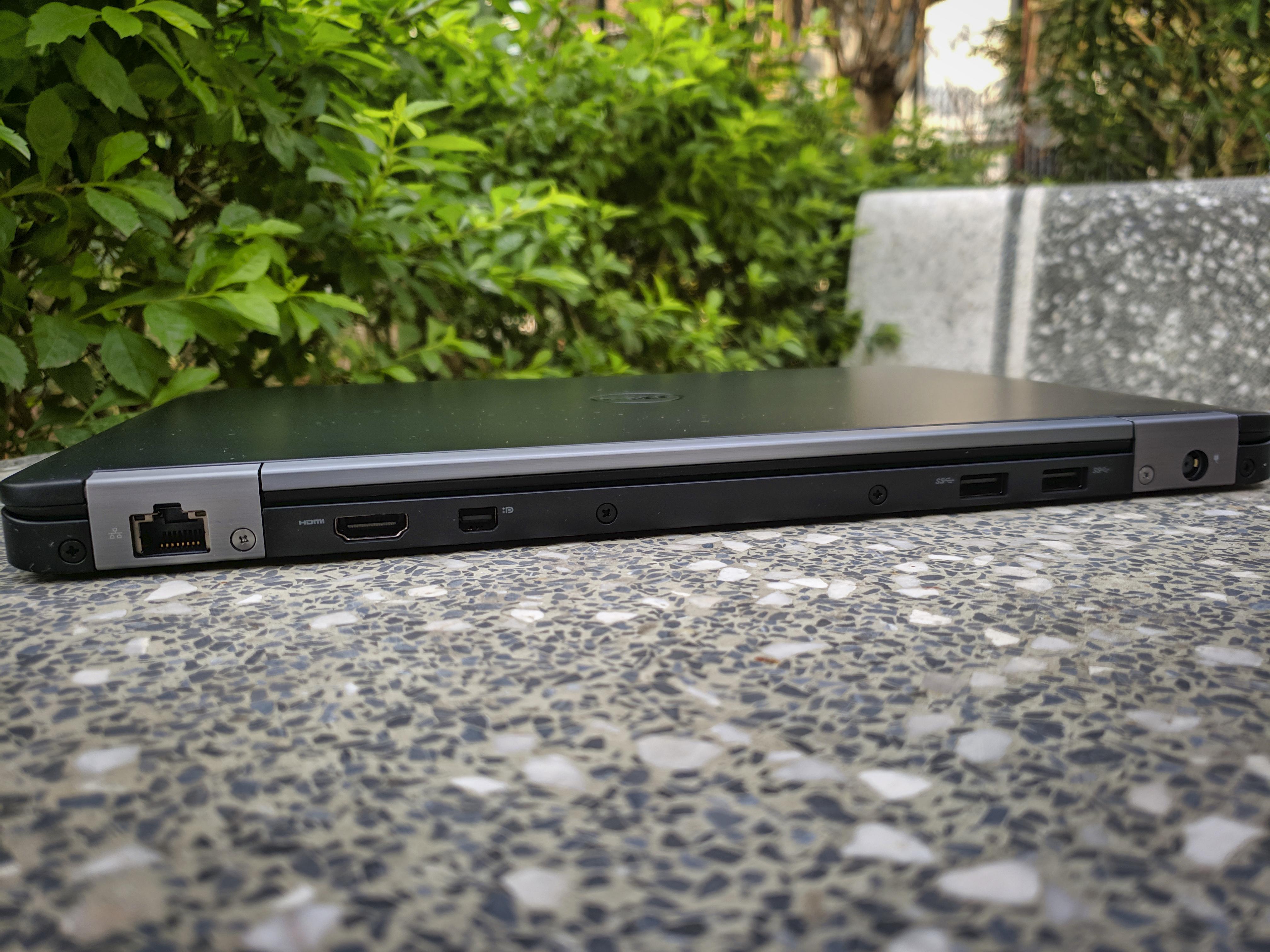 Laptop Dell  7270 i5-6200U/Ram 8G/SSD 128G
