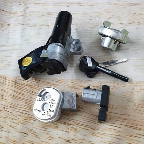 Bộ Ổ Khóa Xe Lead 110 đời cũ + SCR 110 đời 2009 -2012