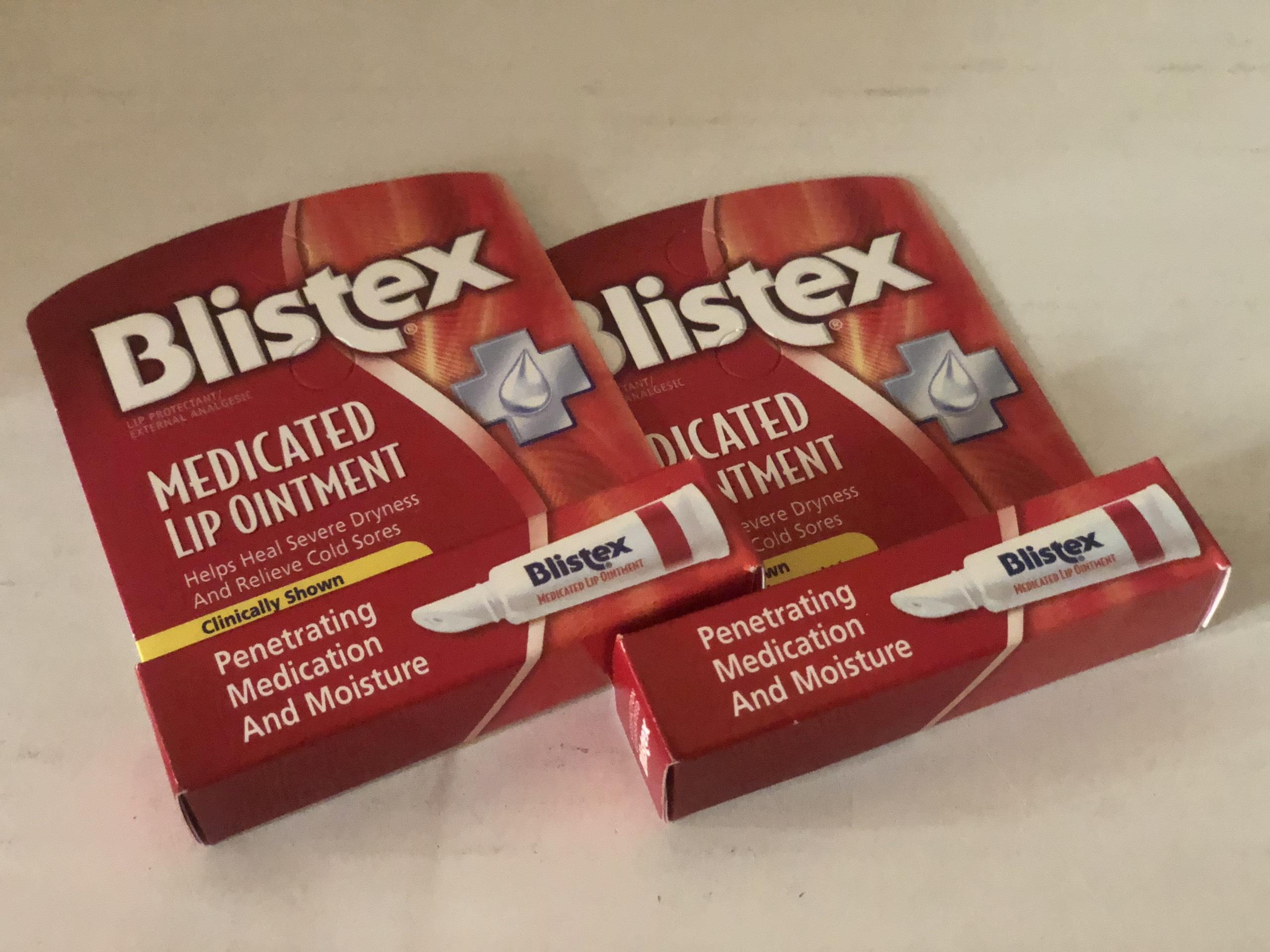 Son Dưỡng Blistex Medicated Lip dạng mỡ