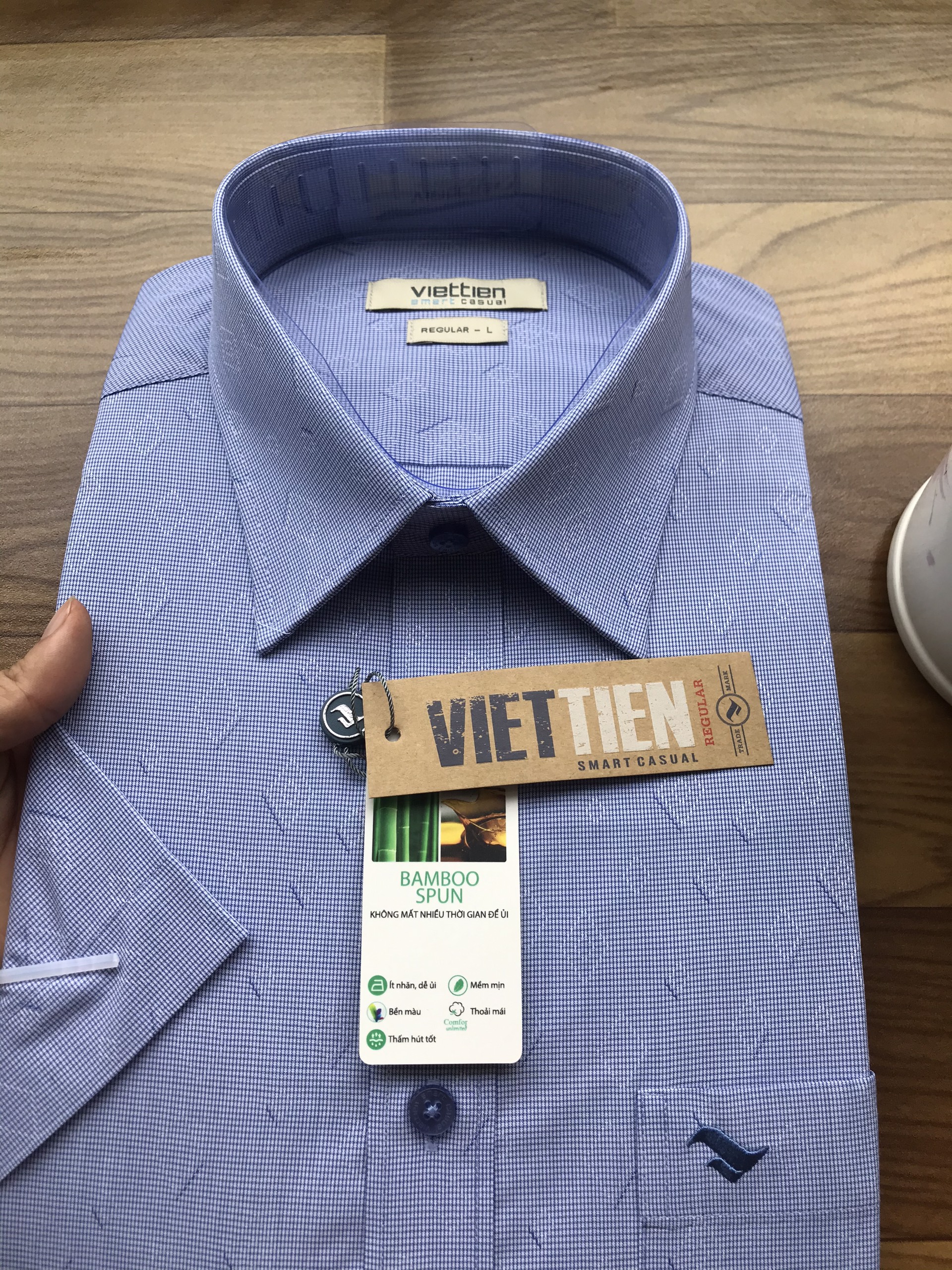 Áo sơ mi Việt Tiến ngắn tay
