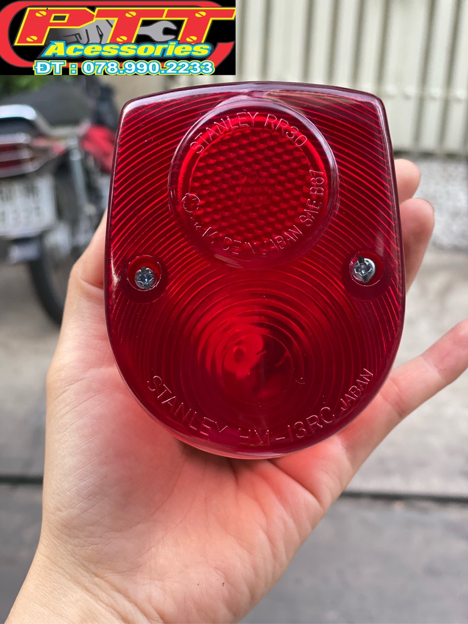 ĐÈN HẬU XE CUB 81