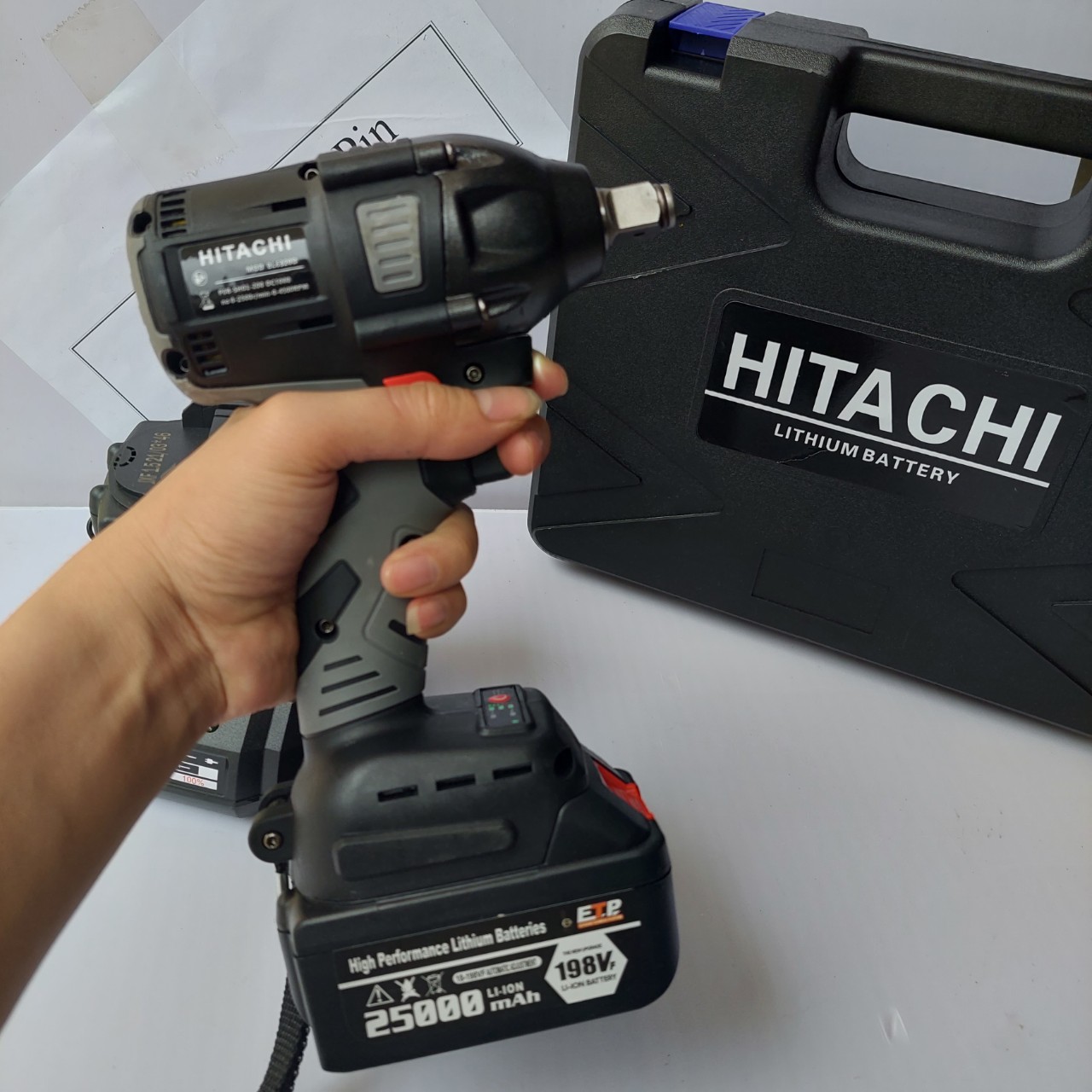 [HÀNG HOT] Siết Bulong Hitachi Không Chổi Than 198v