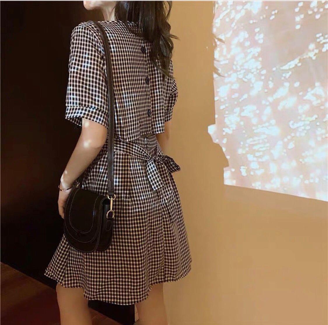[HCM]ĐẦM XÒE CARO NỮ PHỐI NÚT LƯNG CỰC THỜI TRANG