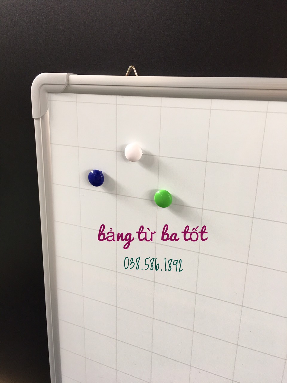 Bảng từ trắng Hàn Quốc 60x100 cm ( Tặng kèm bút lông bảng, bông lau, nam châm)