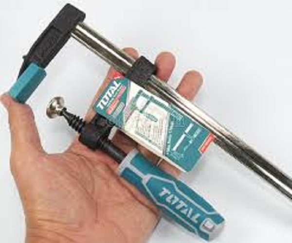 Total - tht1320503 kẹp gỗ chữ f 50x250mm